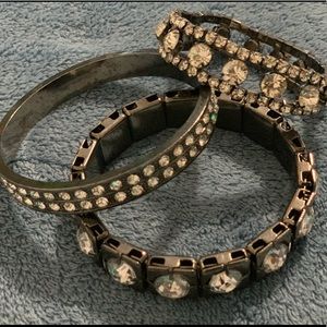 Bracelet Set Of Three Pre-Owned, Good Condition